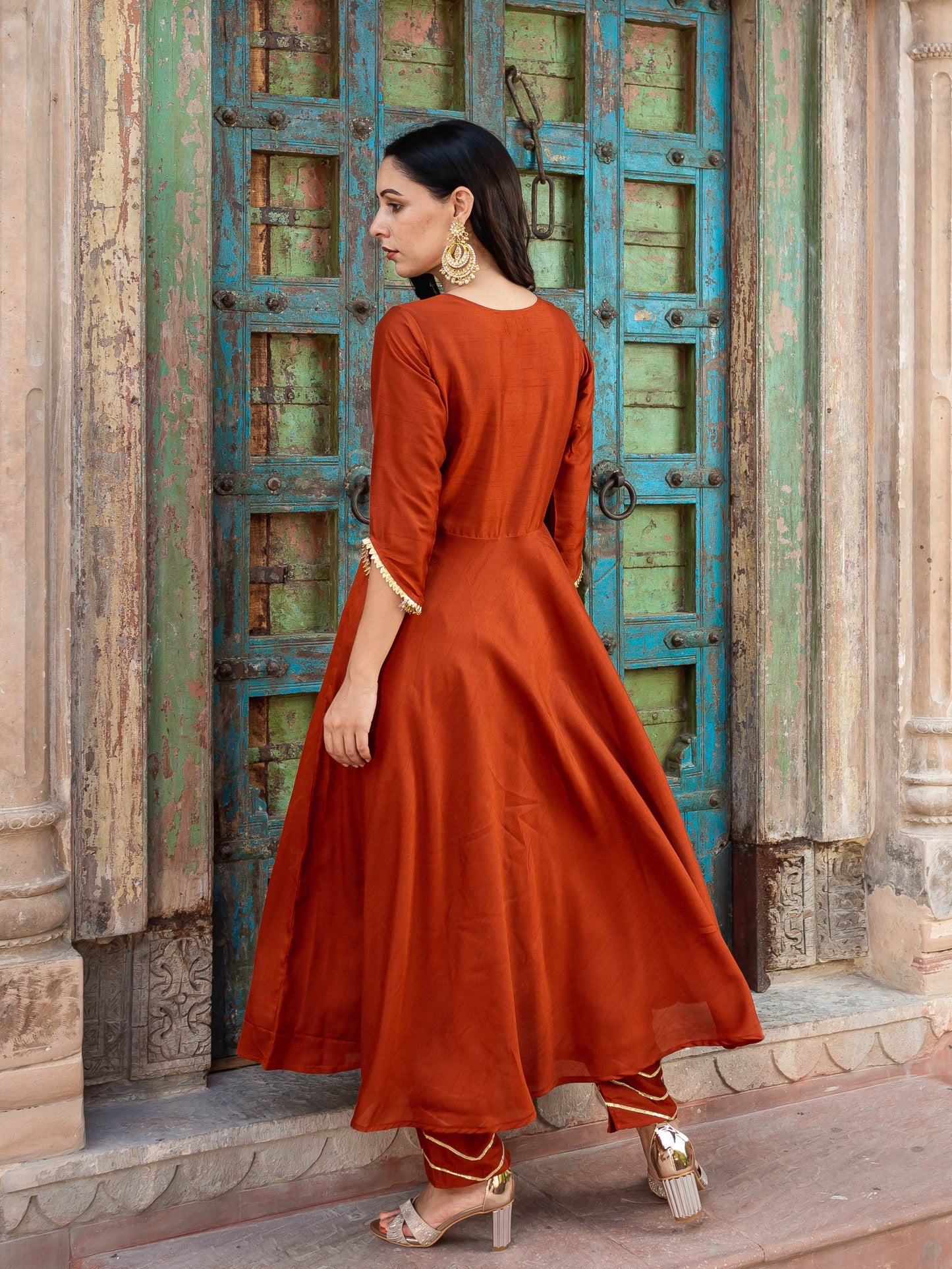 Dua rust flare silk suit set
