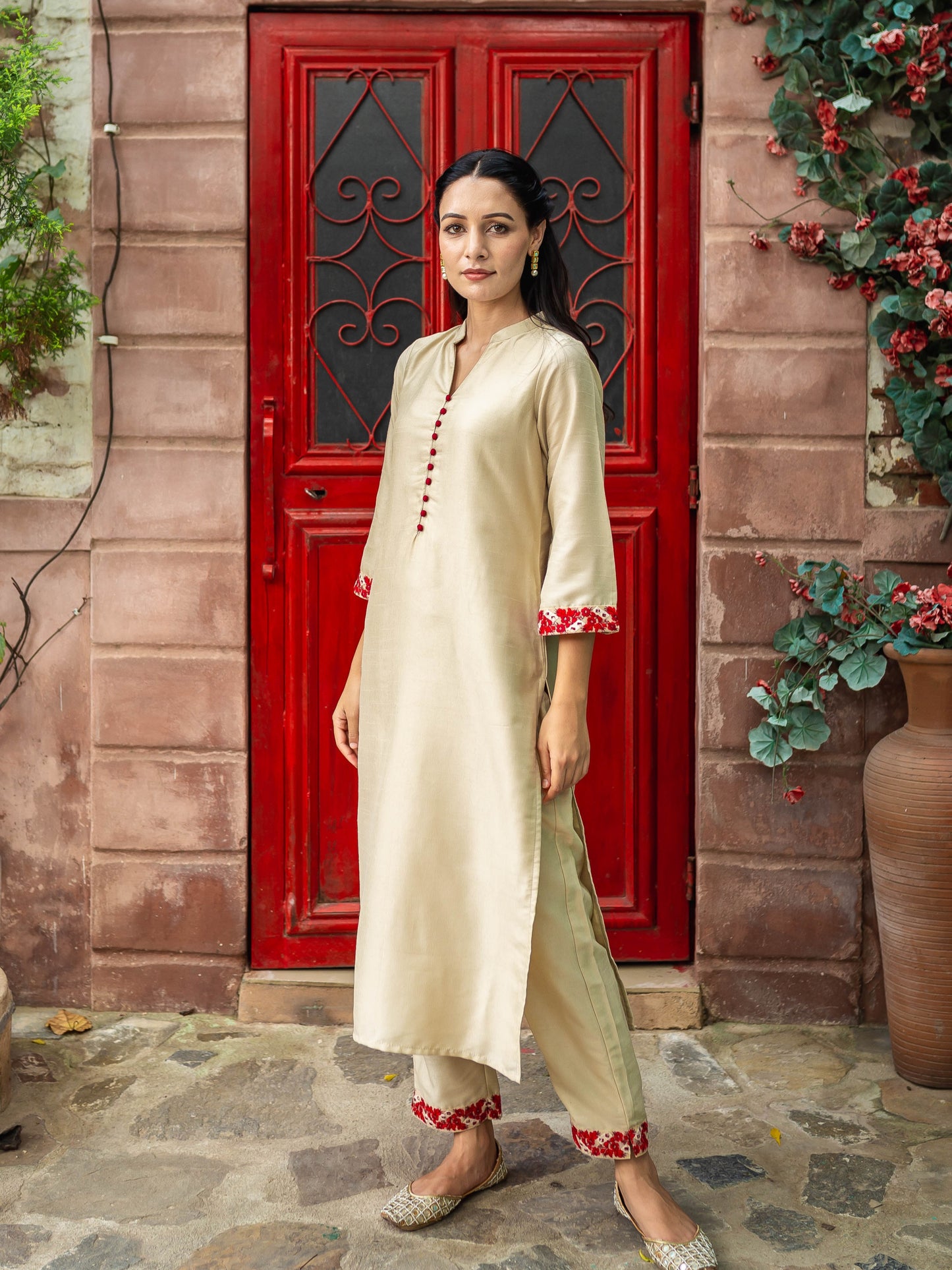 Marfa beige silk suit set