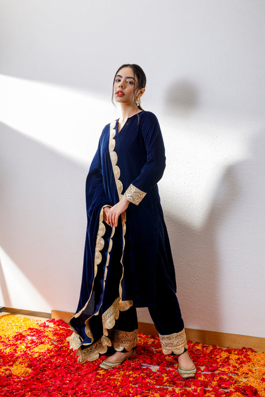 Ashni navy blue velvet suit with velvet shawl