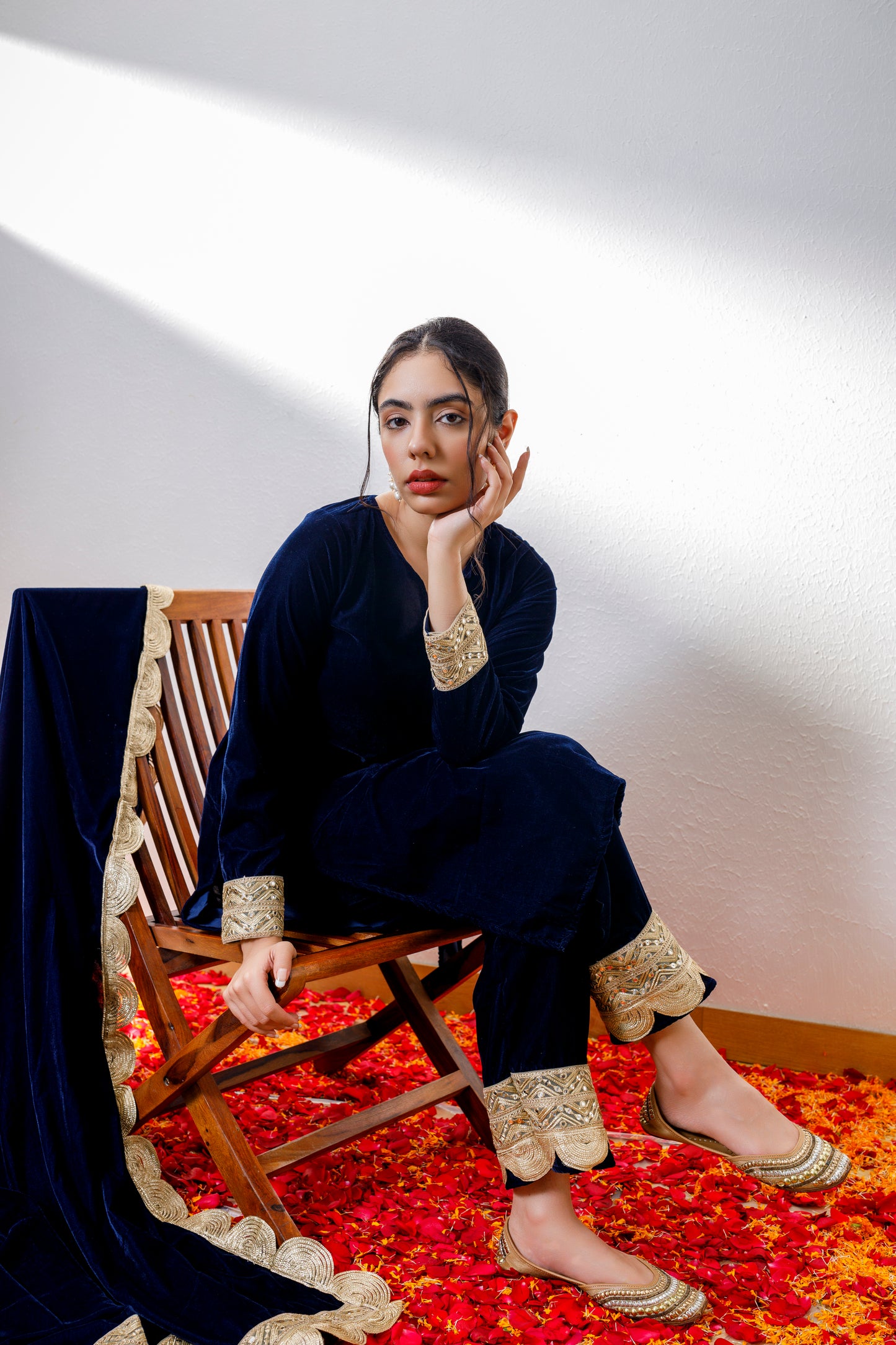 Navy blue velvet kurta with palazzo (set of 2)