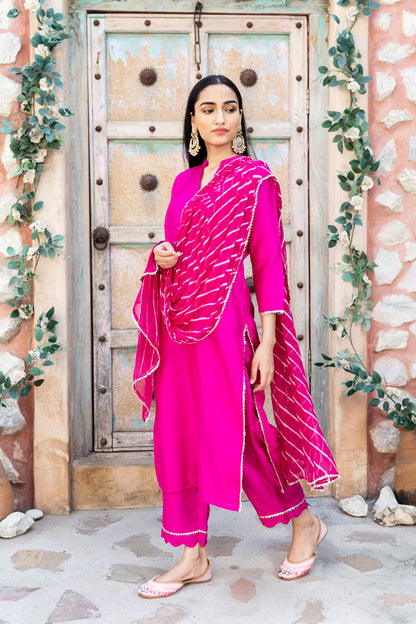 Rani Gulabi Silk Kurta And Pant With Dupatta (Set of 3)